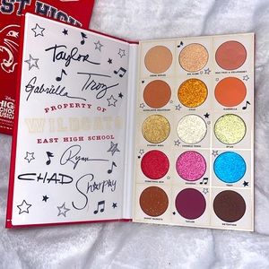 NEW😍 high school musical pressed powder palette ❤️✍🏻